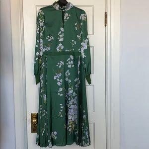 Ted Baker Satin Midi - Never worn, with tags